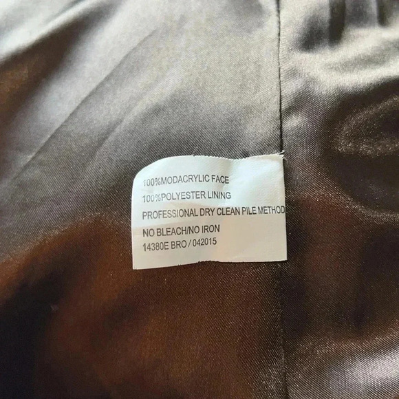 Donna Slayer’s Fabulous Furs Women’s 100% Faux Brown Mink Fur Vest Size … - Picture 12 of 14